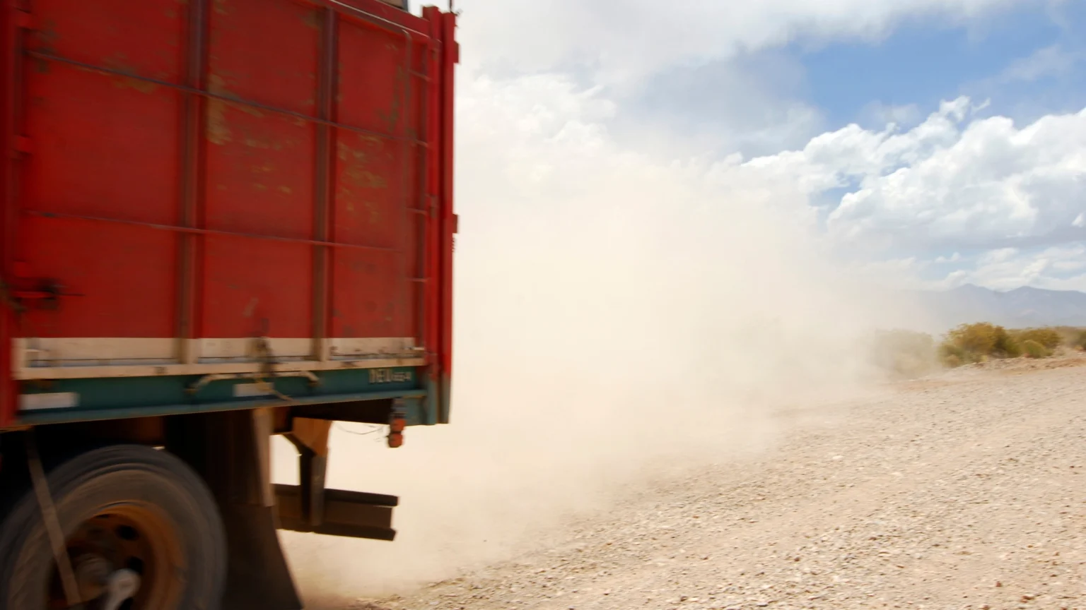 Dust control on unpaved roads - MetaFLO DusTech